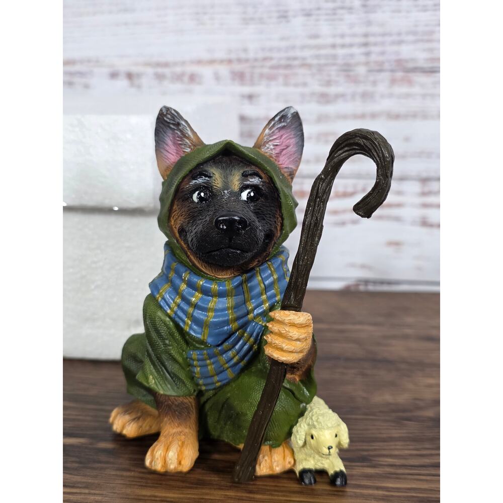 Hawthorne Village Faithful Shepherd "Happy Howl-idays Puppy Pageant Collection"